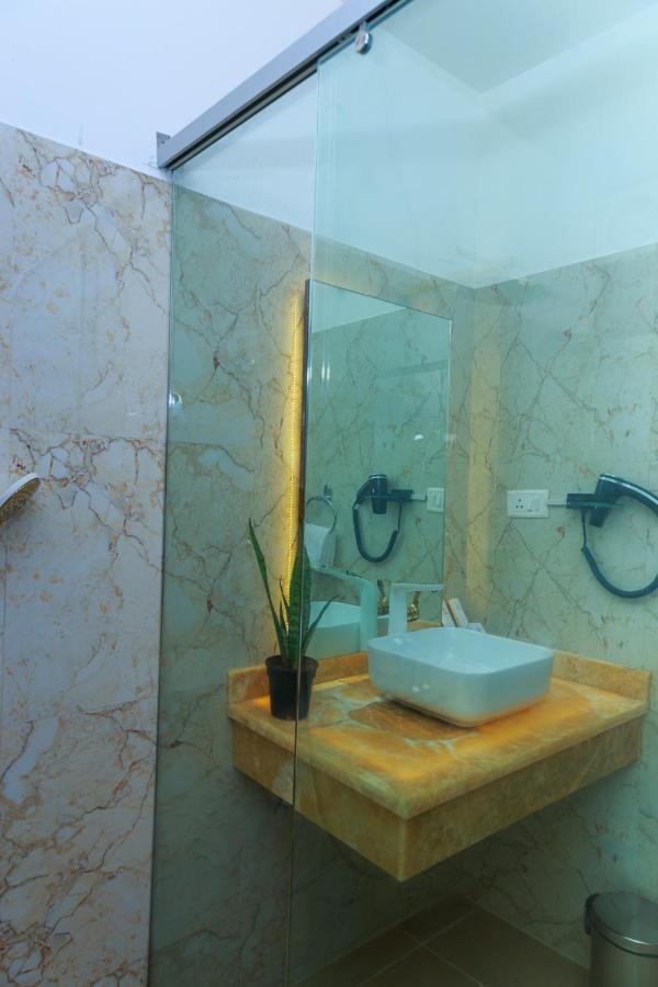 Hotel Royal Grande Vellore Exterior foto